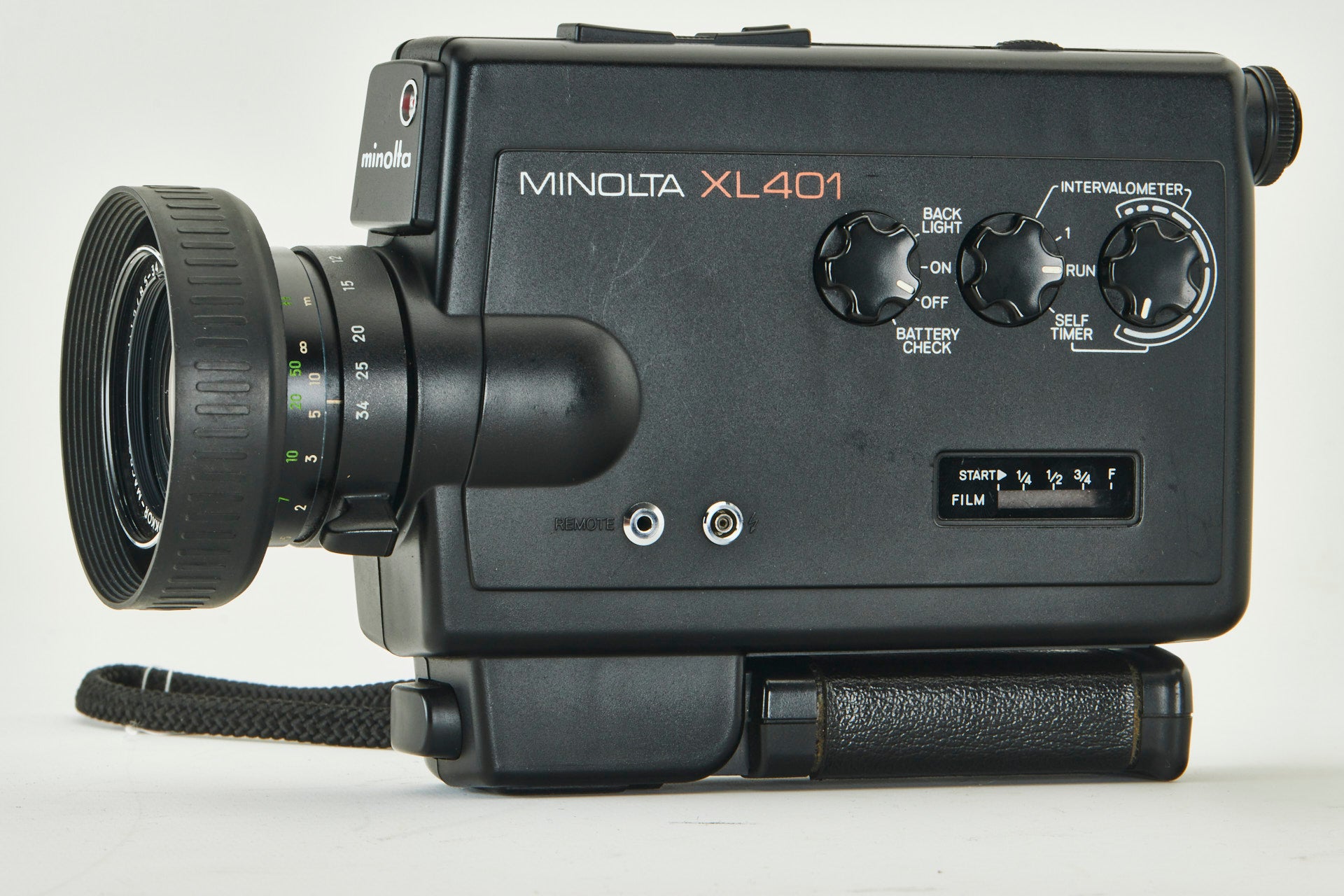 Minolta XL401 Super 8 Movie Camera w. Rokkor-Macro 1.2/8,8-34 CE11469