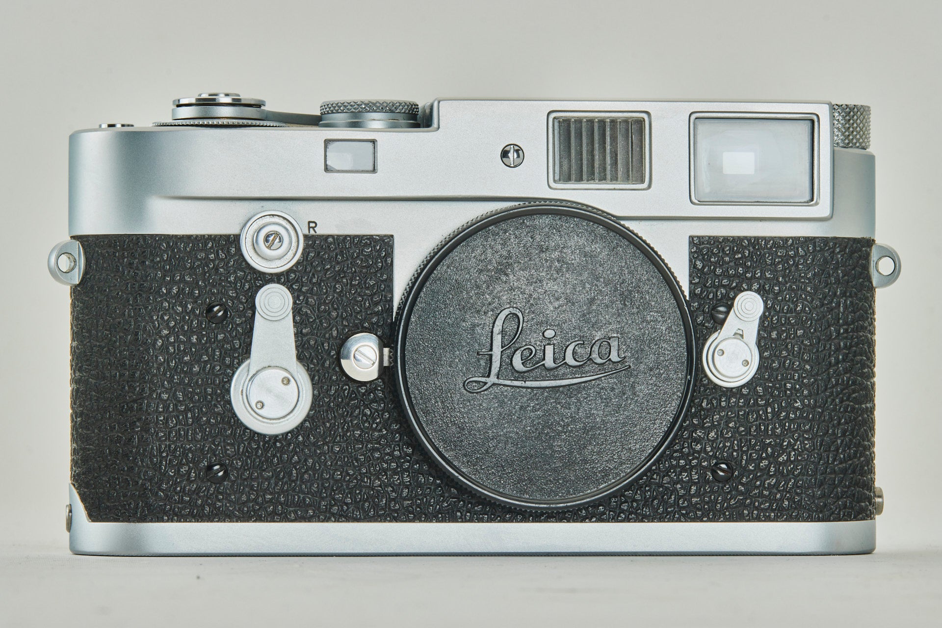 Leica M2 Butten Rewind No.959892 and Case CE11485