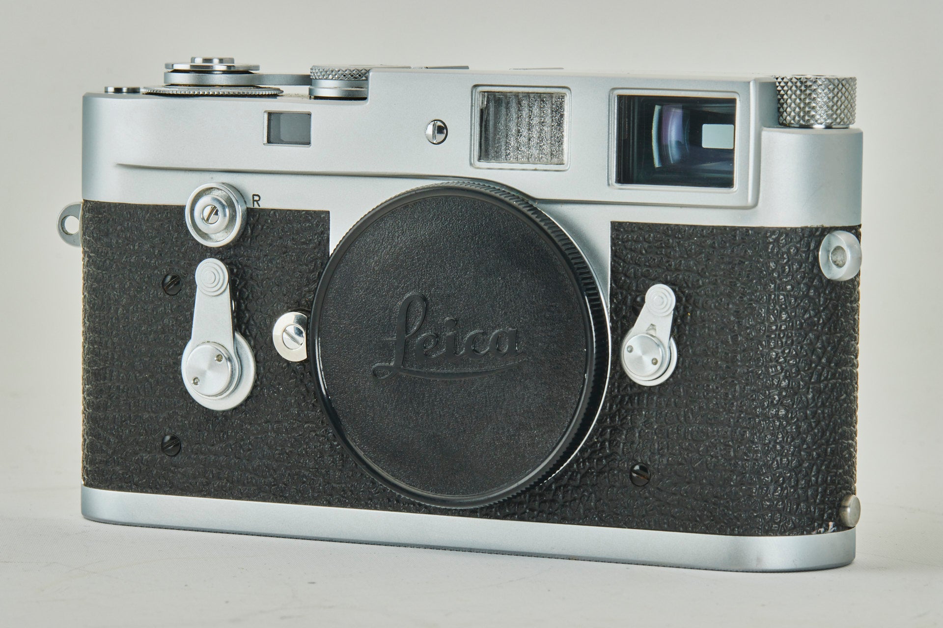 Leica M2 Butten Rewind No.959892 and Case CE11485