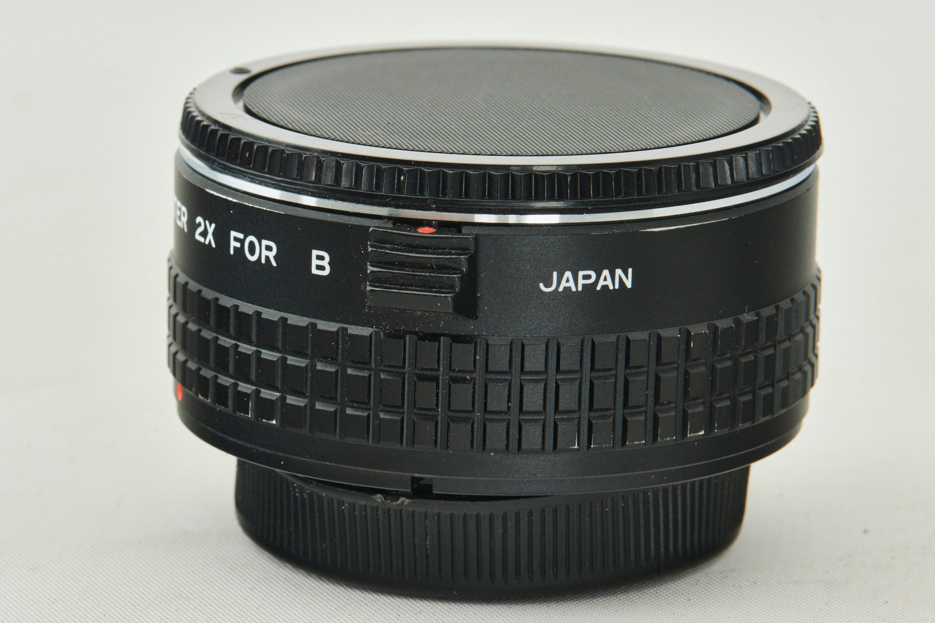 Prakticar 2X Automatic Tele Converter Lens OVP New CE11018
