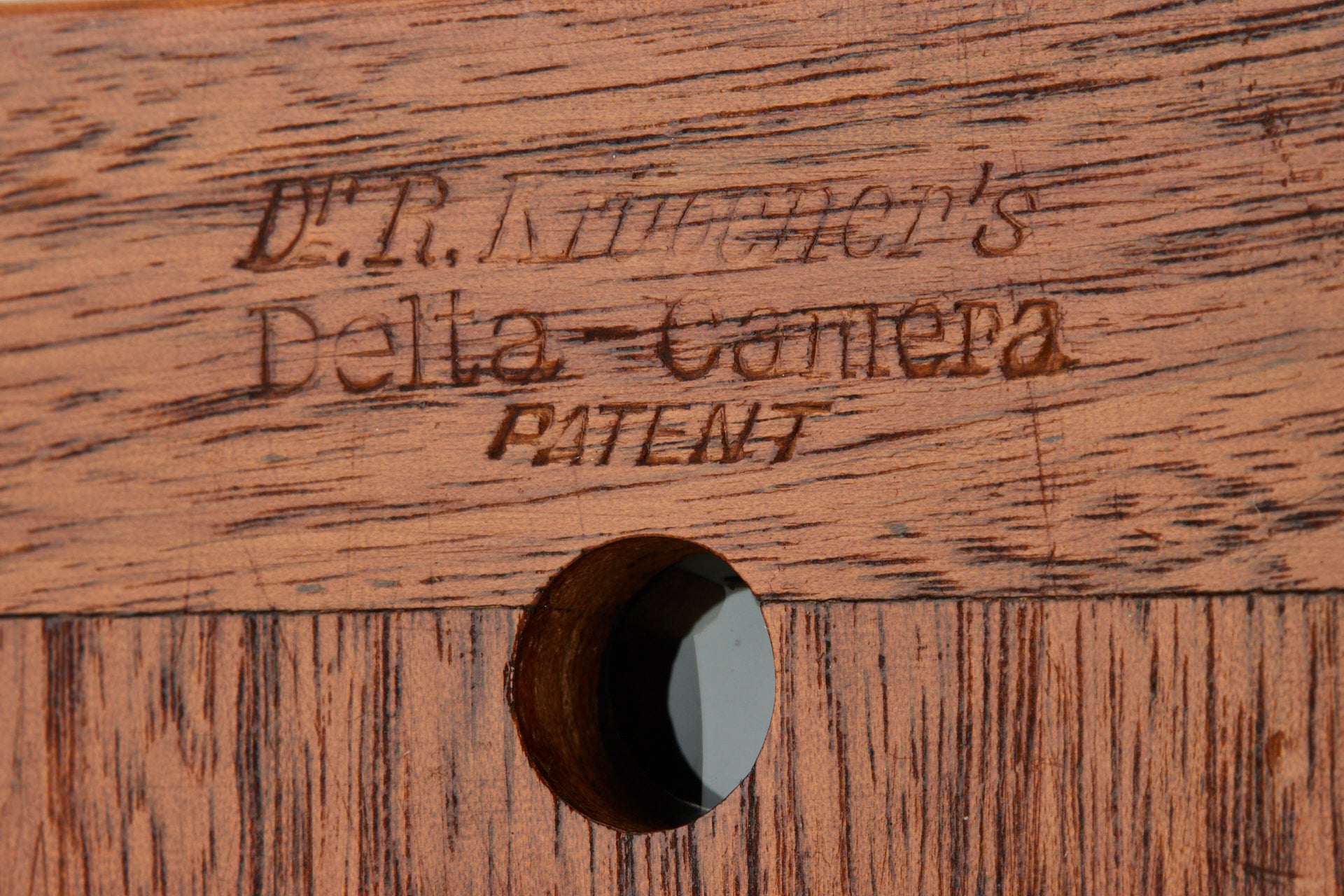 Dr. Krügener Delta 9x12 Magazine Camera 1890-1900 detektive kamera  CE11354