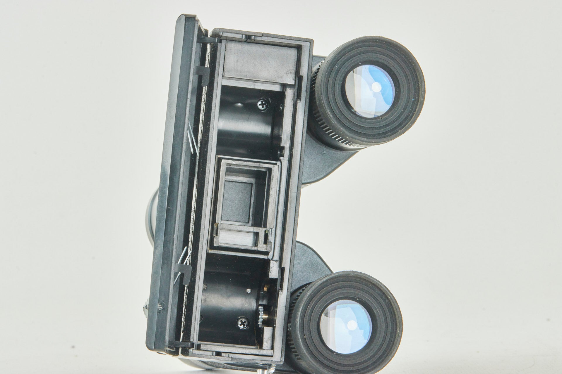 Orinox Model AAI-720 Binocular 7x20 Camera Box for  110film  CE10055