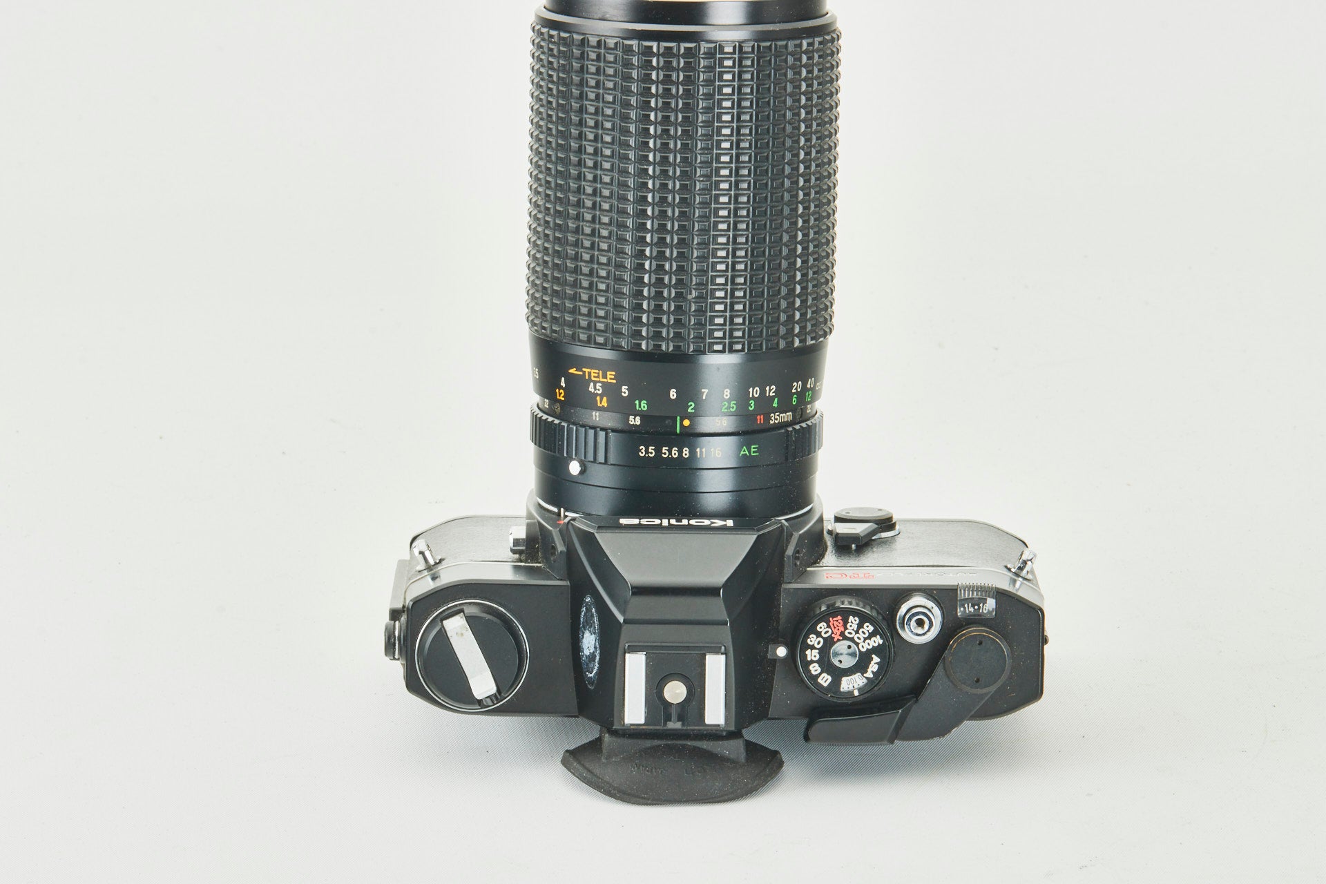 KonicaAutoflex TC SLR Camera w. Erno Multi-Coated  Macro 35-150mm CE10369