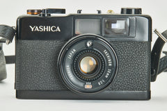 Yashica 35-ME w. Yashinon 2,8/38mm and cap Point and Shoot Kompaktkamera CE10929