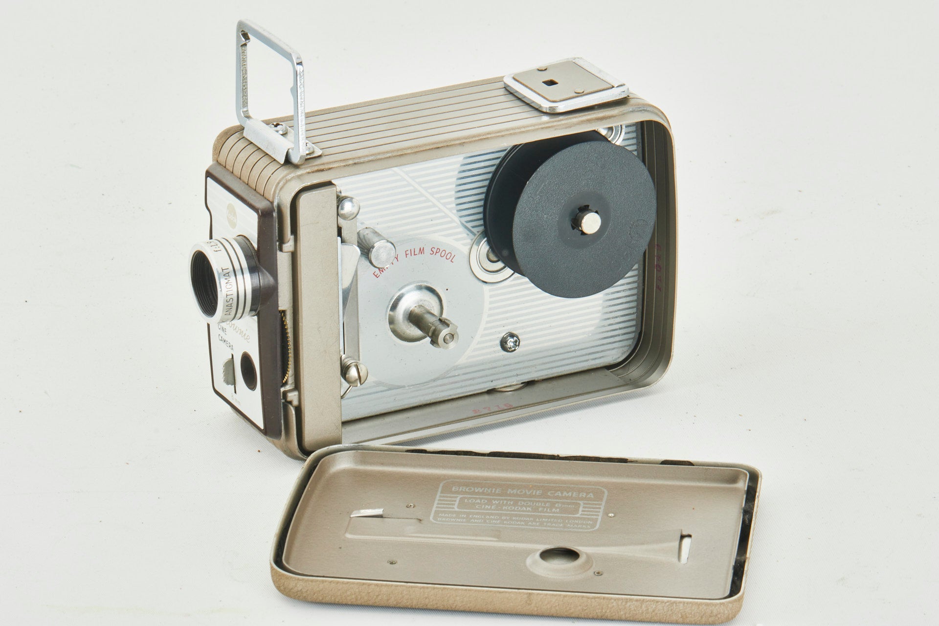 Kodak Brownie  Double 8mm Movie Camera with rare Angenieux Anastigmat 1,9/12,5  CE10617